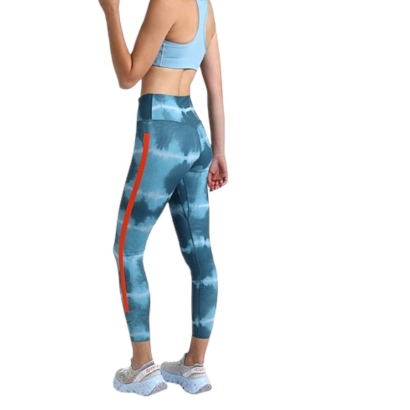 Nike Dri-Fit One Luxe Mid-Rise Printed Training Leggings Size Medium Blue Orange - Picture 1 of 13